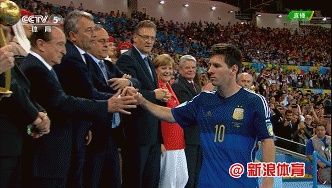 2010世界杯梅西gif 2010世界杯梅西哭了-第2张图片-www.211178.com_果博福布斯